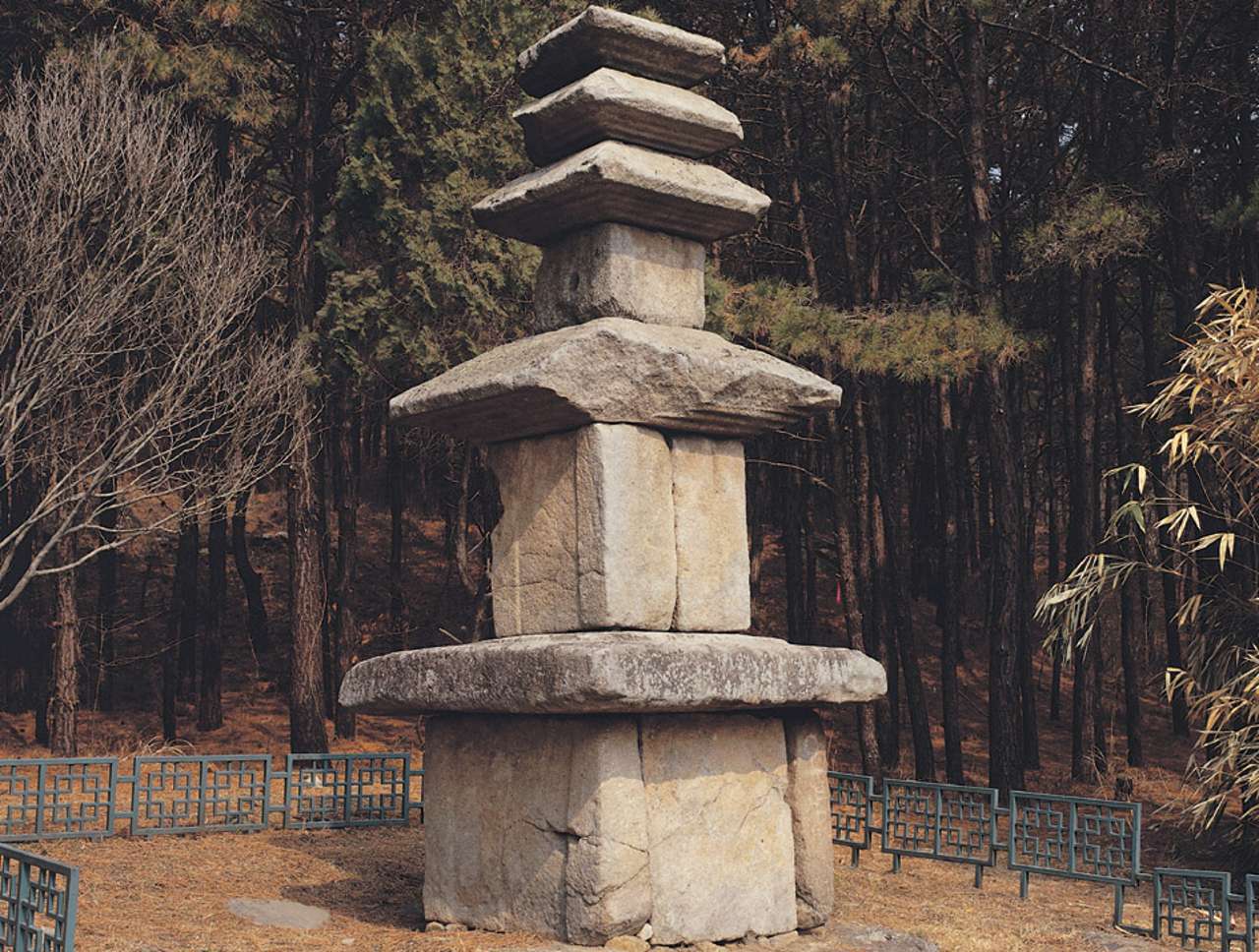 報恩塔